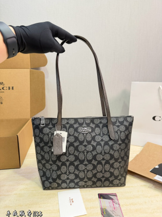 Coach City 23 PVC 手提包
